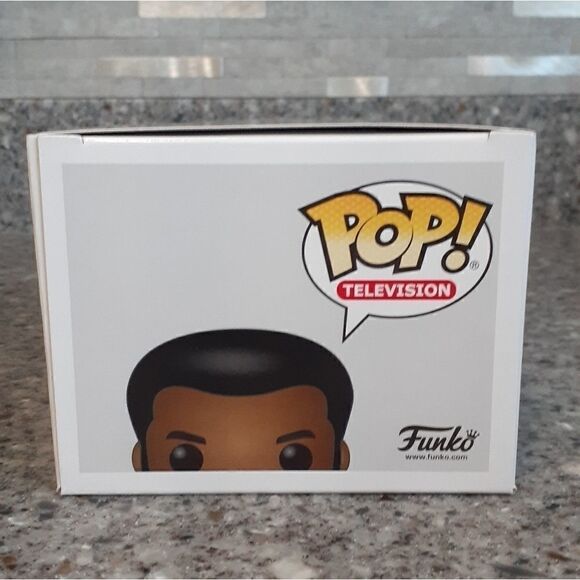 Darryl Philbin (The Office) Funko Pop - Picture 4 of 6